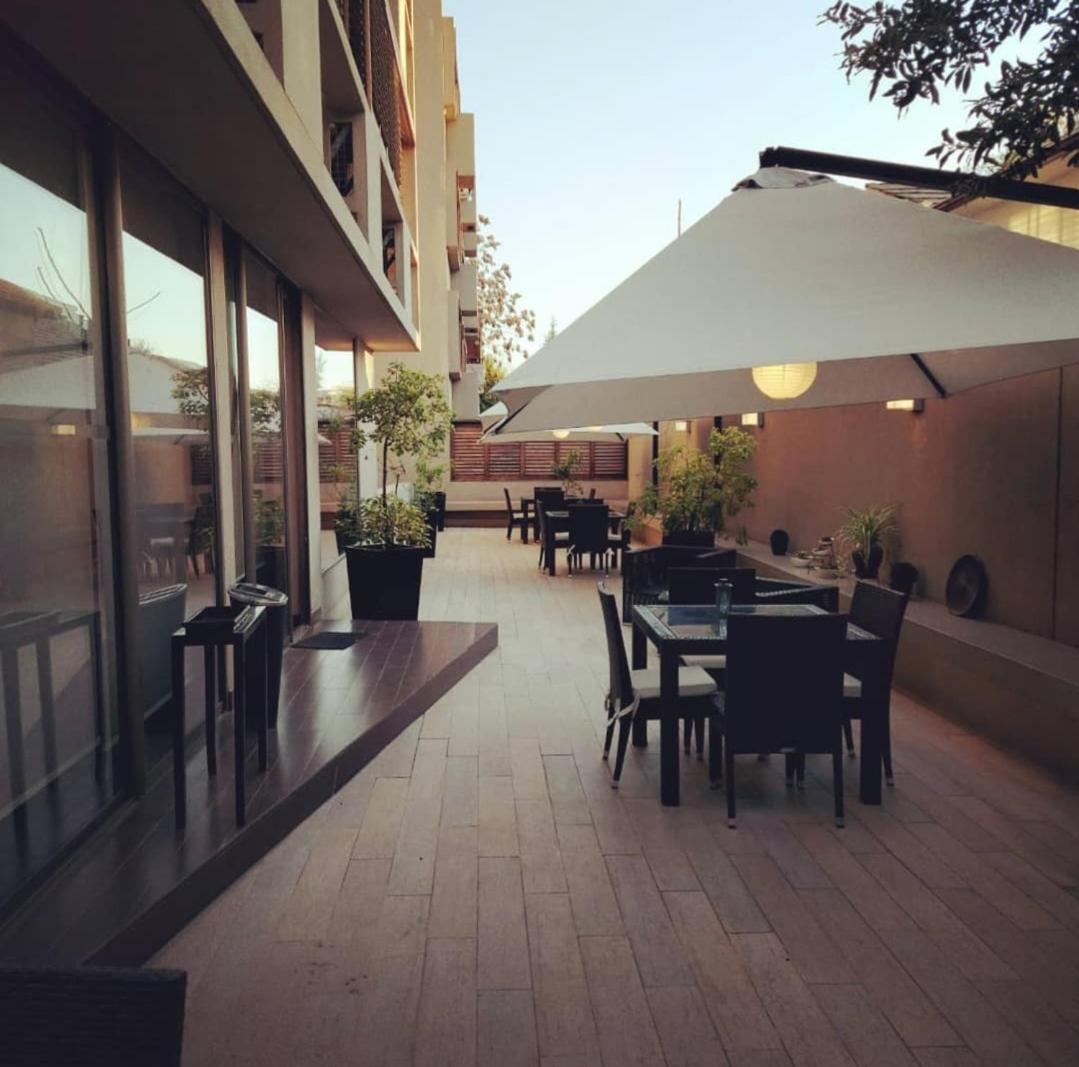 Hotel Los Espanoles Plus Santiago Exterior foto